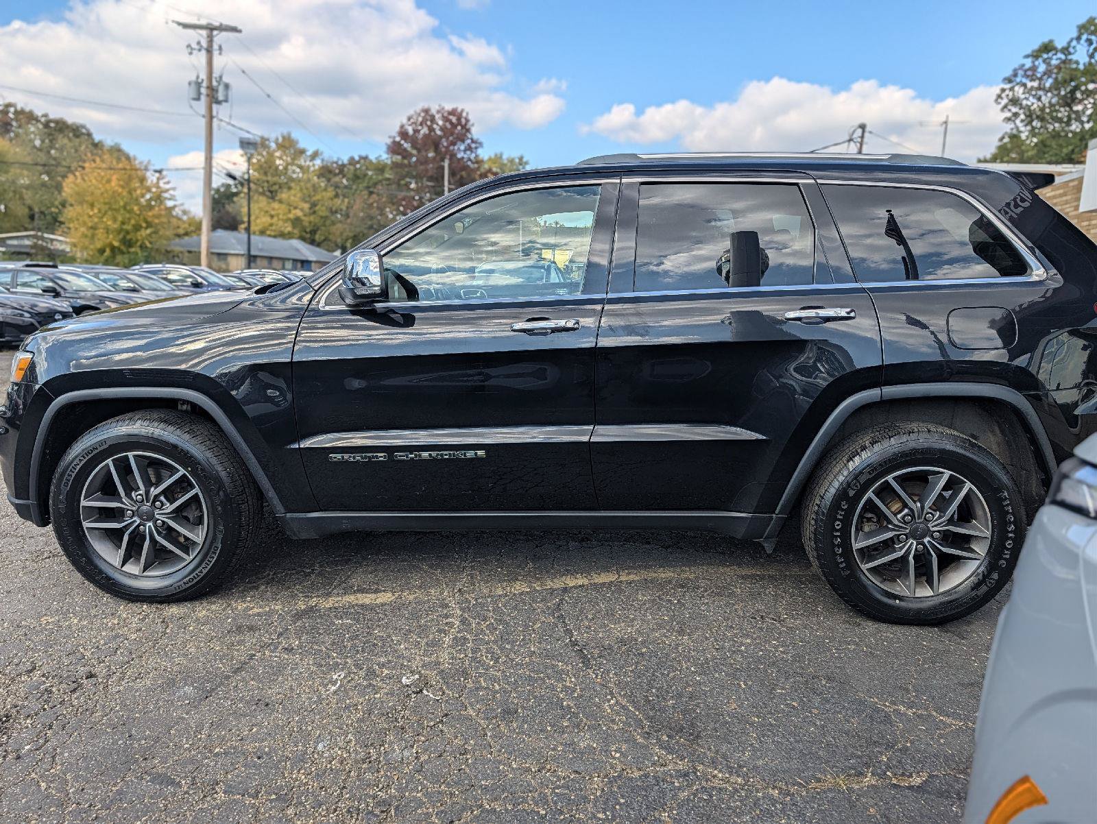 Used 2020 Jeep Grand Cherokee Limited AWD/4WD image 7