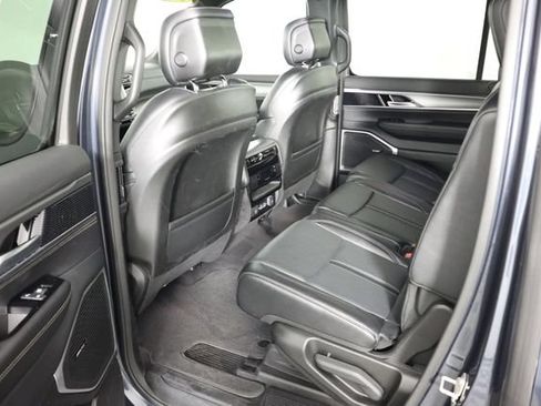 Used 2024 Jeep Wagoneer Series II AWD/4WD image 59