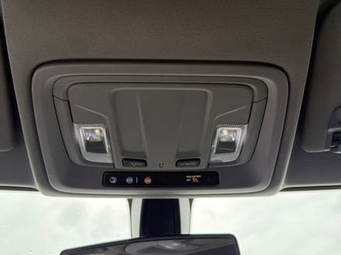 Certified 2021 GMC Sierra 1500 SLE image 24