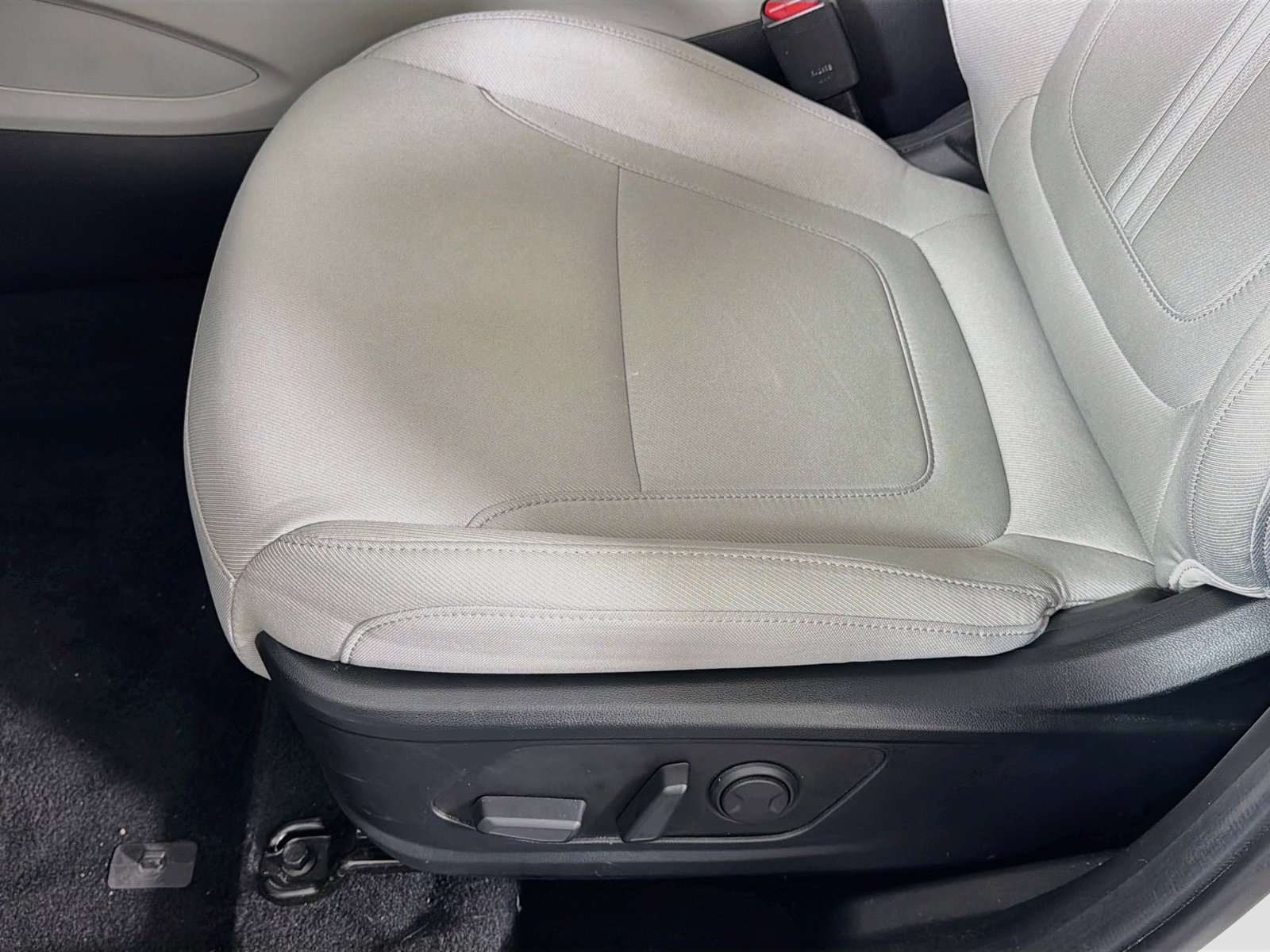 Used 2026 Hyundai Tucson SEL FWD image 21