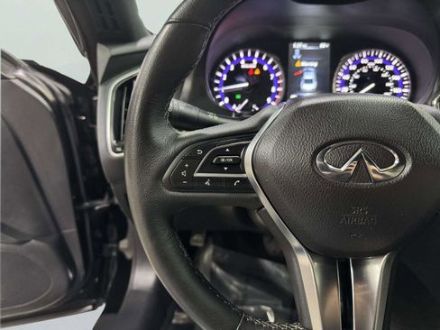 Used 2017 INFINITI Q60 3.0t w/ Premium Plus Package 3.0T AWD/4WD image 23