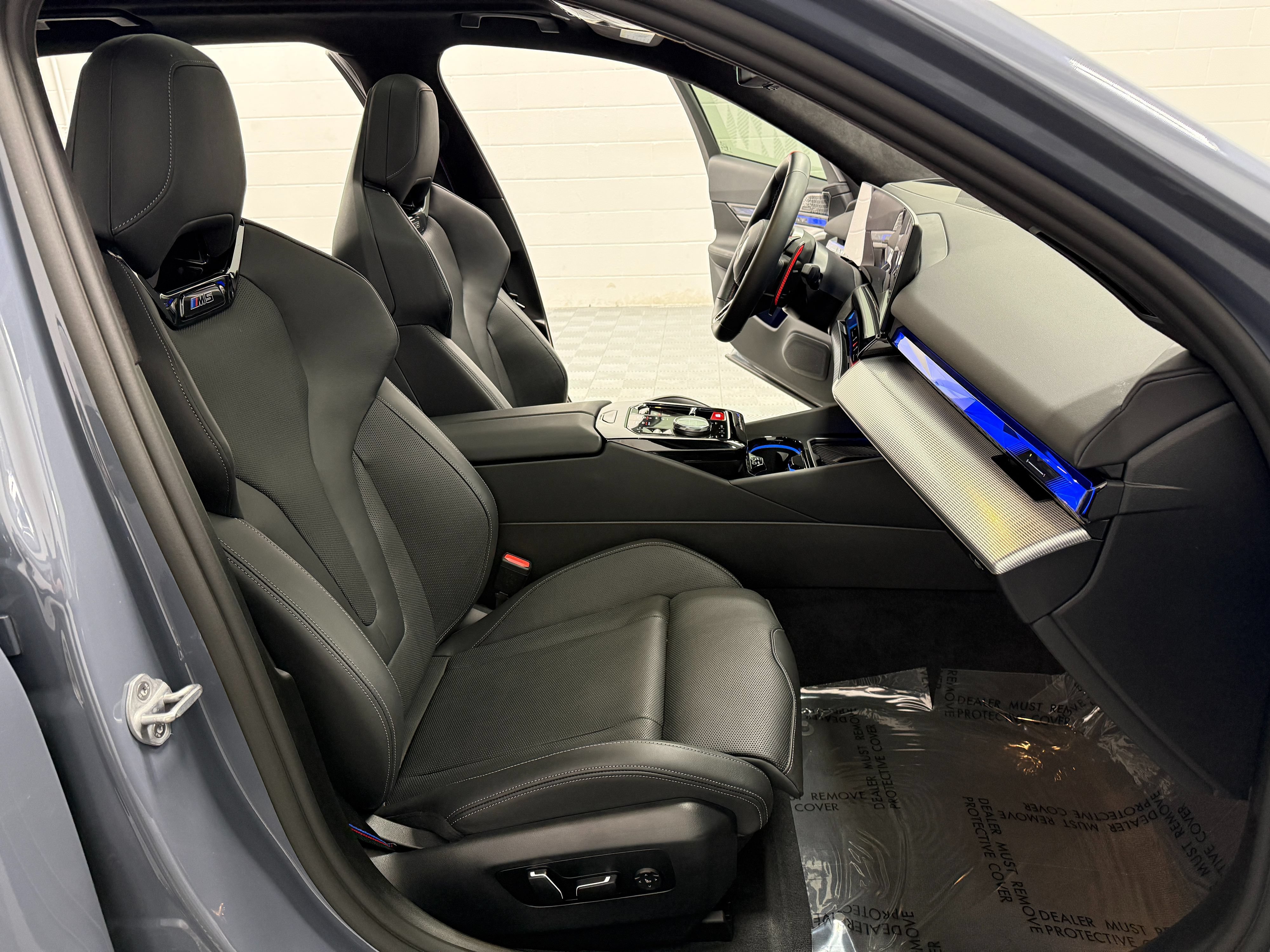 Used 2025 BMW M5 Touring AWD/4WD image 19