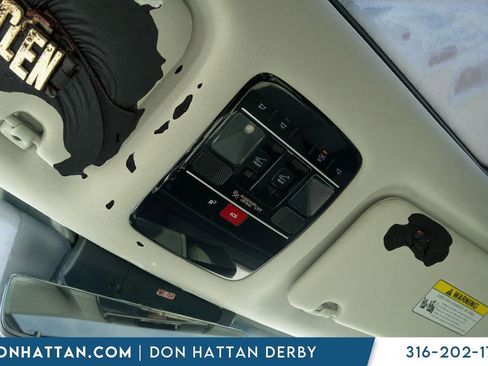 Used 2024 Hyundai Santa Fe Calligraphy image 13