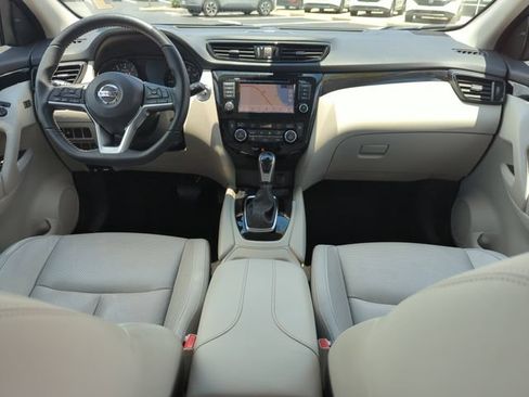 Certified 2021 Nissan Rogue Sport SL w/ Premium Package FWD image 22