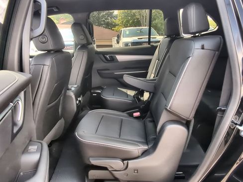 New 2025 Buick Enclave Preferred w/ Power Package image 25