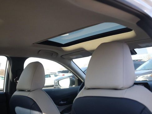 New 2026 Nissan Sentra SL w/ Floor Mat Package FWD image 23