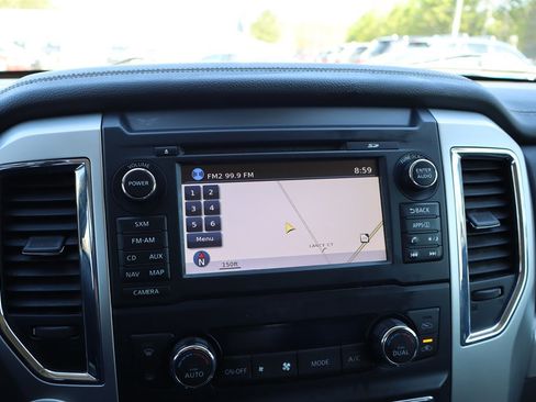 Used 2016 Nissan Titan PRO-4X image 36