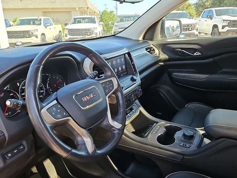Used 2022 GMC Acadia Denali w/ Denali Ultimate Package FWD image 10