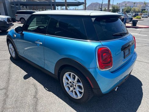 Used 2019 MINI Cooper 2-Door Hardtop FWD image 7