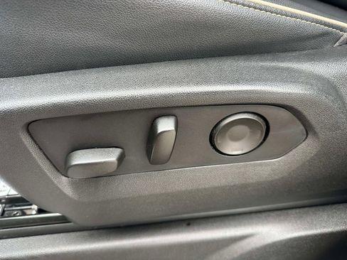 Used 2021 Chevrolet Tahoe Premier image 24