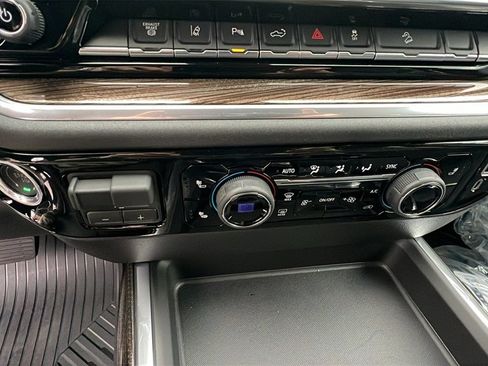 New 2026 Chevrolet Silverado 3500 LT w/ All Star Edition image 26