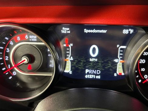 Used 2022 Jeep Wrangler Unlimited Rubicon AWD/4WD image 27