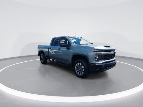 New 2026 Chevrolet Silverado 2500 Custom w/ Custom Value Package AWD/4WD image 2