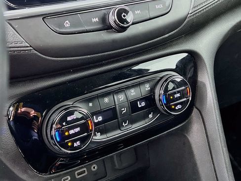 Certified 2023 Buick Encore GX Select FWD image 15
