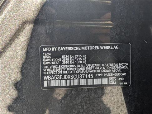 Used 2025 BMW 530i xDrive w/ Premium Package image 30