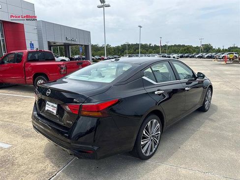 Used 2025 Nissan Altima 2.5 SL AWD/4WD image 7