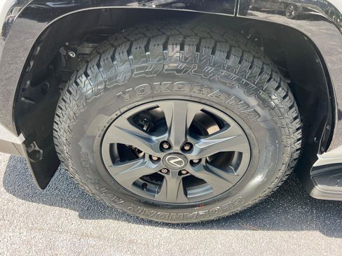 Certified 2025 Lexus LX 700h Overtrail w/ Accessory Package (Z1) AWD/4WD image 18