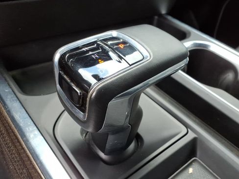 Used 2025 Chevrolet Silverado 1500 RST w/ Dark Appearance Package AWD/4WD image 26