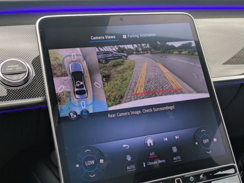 New 2025 Mercedes-Benz S 580 4MATIC Sedan image 26