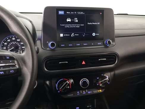 Certified 2023 Hyundai Kona SEL w/ Winter Weather Package FWD image 5