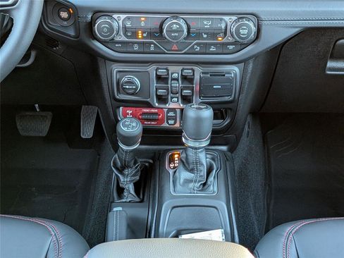 New 2026 Jeep Wrangler Unlimited Rubicon image 19