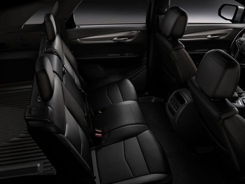 New 2026 Cadillac XT5 Luxury w/ LPO, Floor Liner Package AWD/4WD image 46