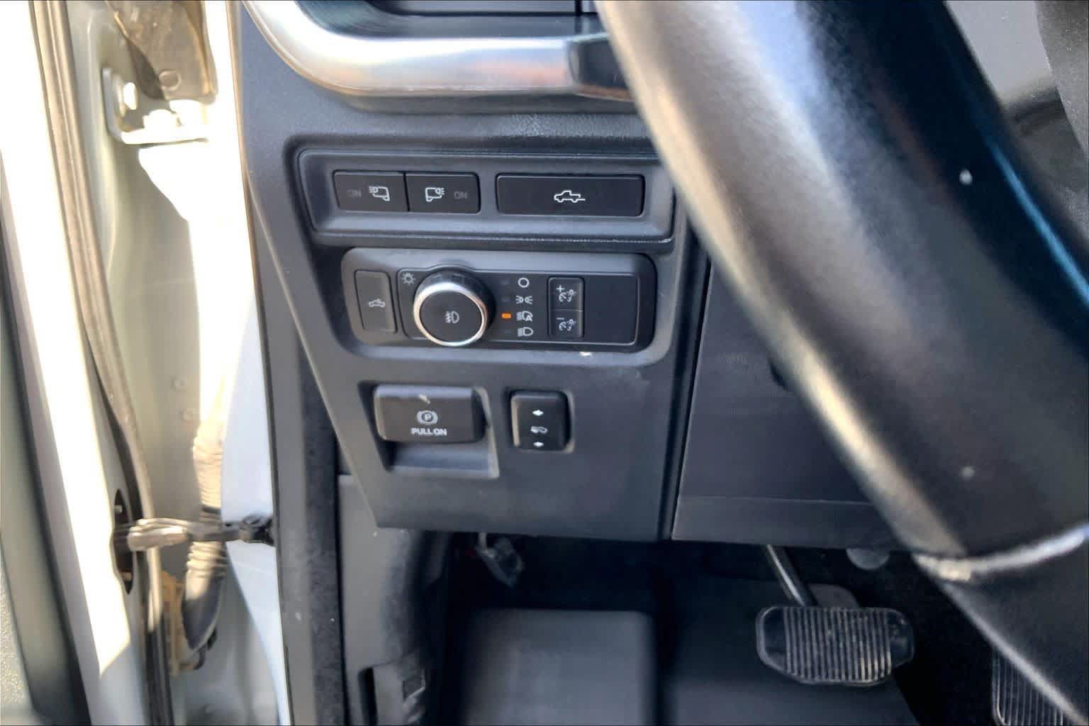 Used 2022 Ford F150 Lariat AWD/4WD image 35