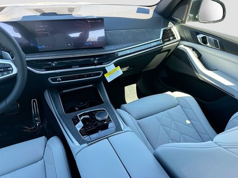 New 2026 BMW X5 sDrive40i w/ M Sport Package image 18