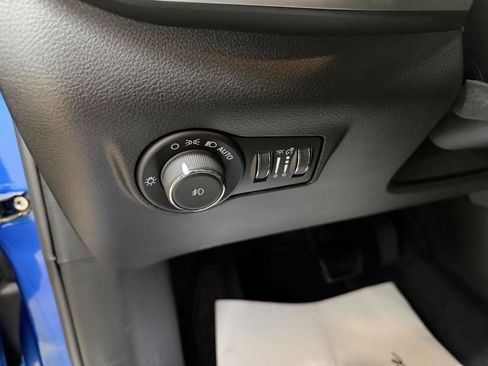 Used 2024 Jeep Compass Limited image 13