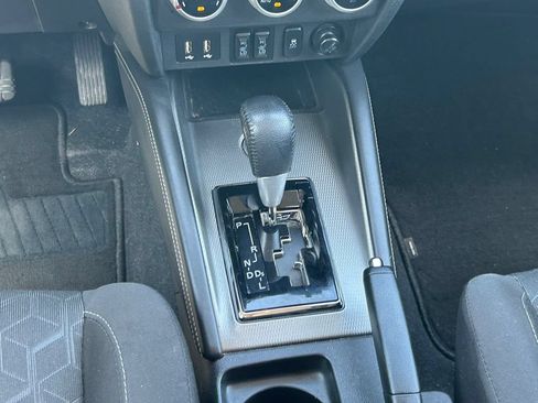 Used 2020 Mitsubishi Outlander Sport SE FWD image 19