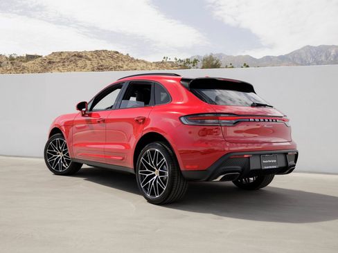 New 2025 Porsche Macan image 3