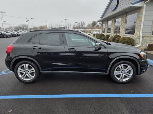 Used 2017 Mercedes-Benz GLA 250 image 2