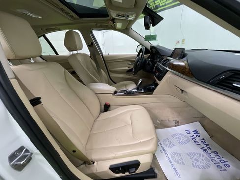 Used 2014 BMW 320i xDrive Sedan image 29