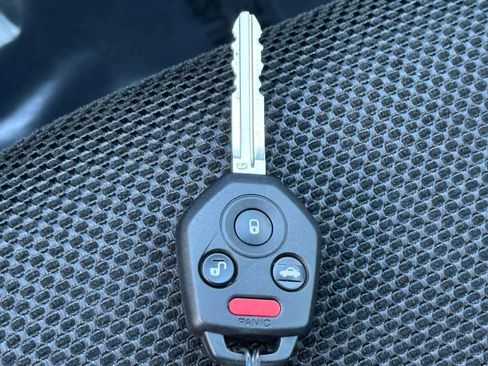 Used 2016 Subaru Crosstrek 2.0i Premium image 28