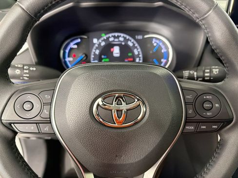 Used 2024 Toyota RAV4 XSE AWD/4WD image 16
