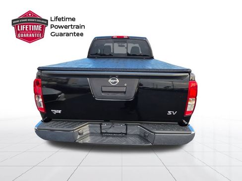 Used 2015 Nissan Frontier SV RWD image 8
