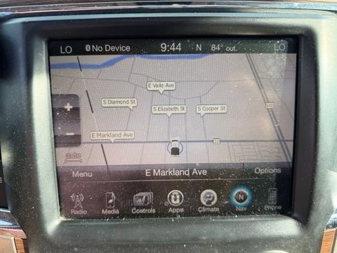 Used 2016 RAM 1500 Laramie w/ Convenience Group AWD/4WD image 11