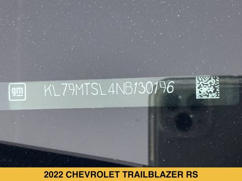 Certified 2022 Chevrolet TrailBlazer RS w/ Sun and Liftgate Package FWD image 17
