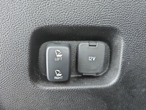 Used 2024 Ford Edge SEL image 13