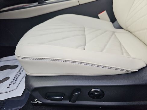New 2026 Nissan Sentra SL w/ Floor Mat Package FWD image 30
