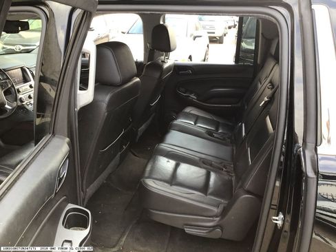 Used 2018 GMC Yukon XL SLT image 14
