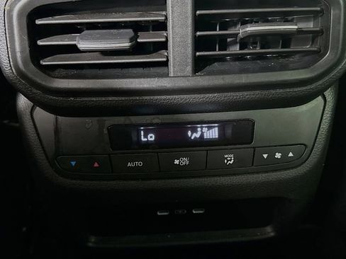 Used 2024 Honda Pilot EX-L image 22