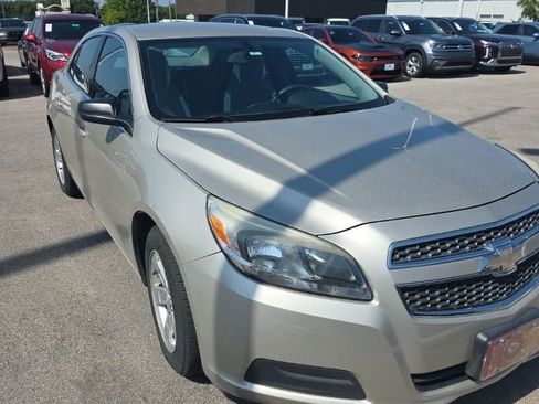 Used 2013 Chevrolet Malibu LS FWD image 7