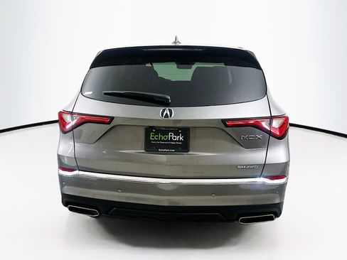 Used 2023 Acura MDX SH-AWD w/ Technology Package image 7