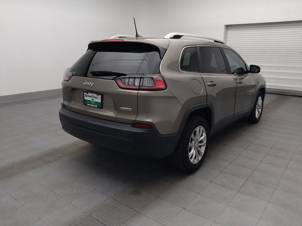 Used 2019 Jeep Cherokee Latitude w/ Popular Appearance Group FWD image 9