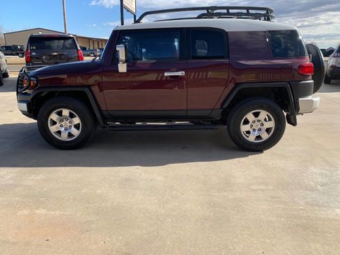 Used 2007 Toyota FJ Cruiser 4WD image 5