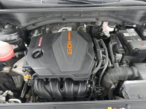 Used 2022 Kia Sorento S image 32