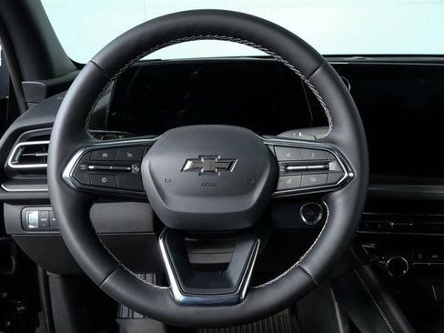 New 2026 Chevrolet Traverse LT w/ Midnight/Sport Edition image 9