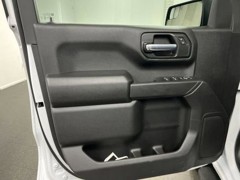 Certified 2026 Chevrolet Silverado 1500 Custom AWD/4WD image 21