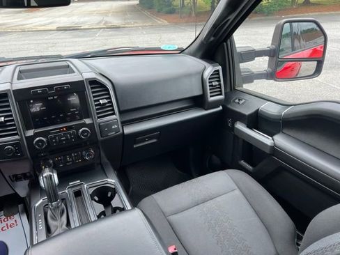 Used 2018 Ford F150 XLT w/ Equipment Group 302A Luxury AWD/4WD image 25